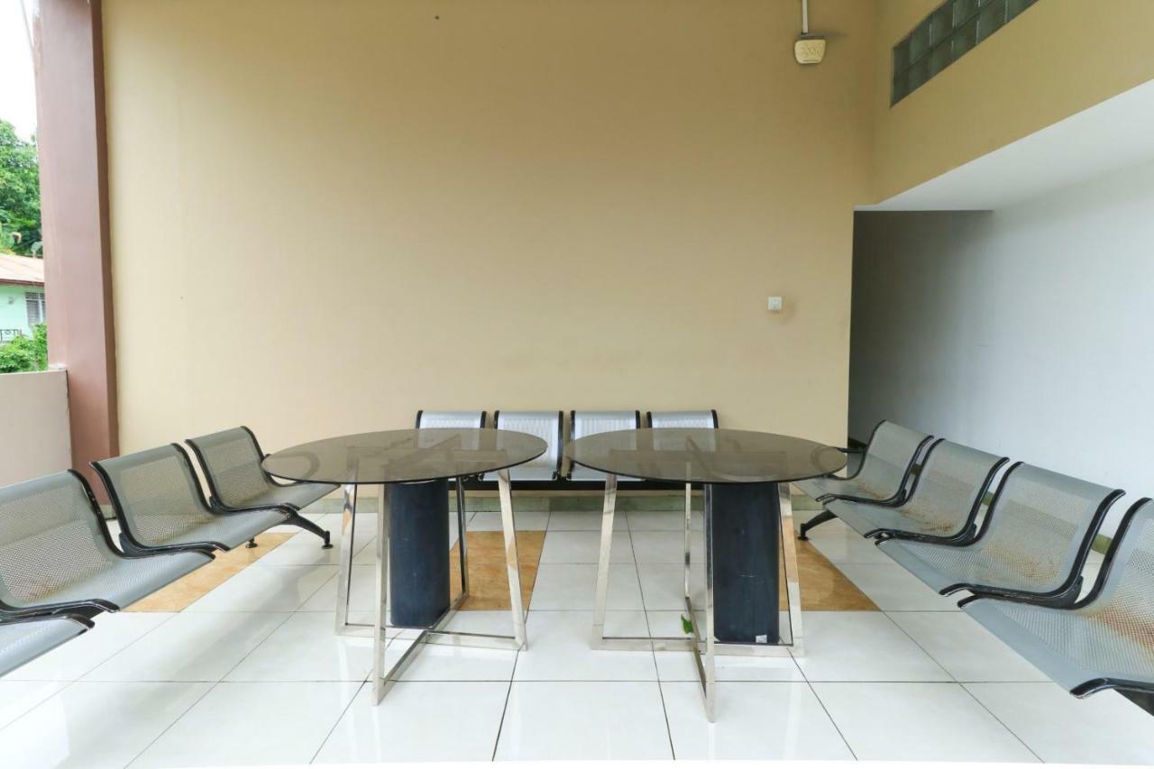 Riviera Residence Balikpapan  Bagian luar foto