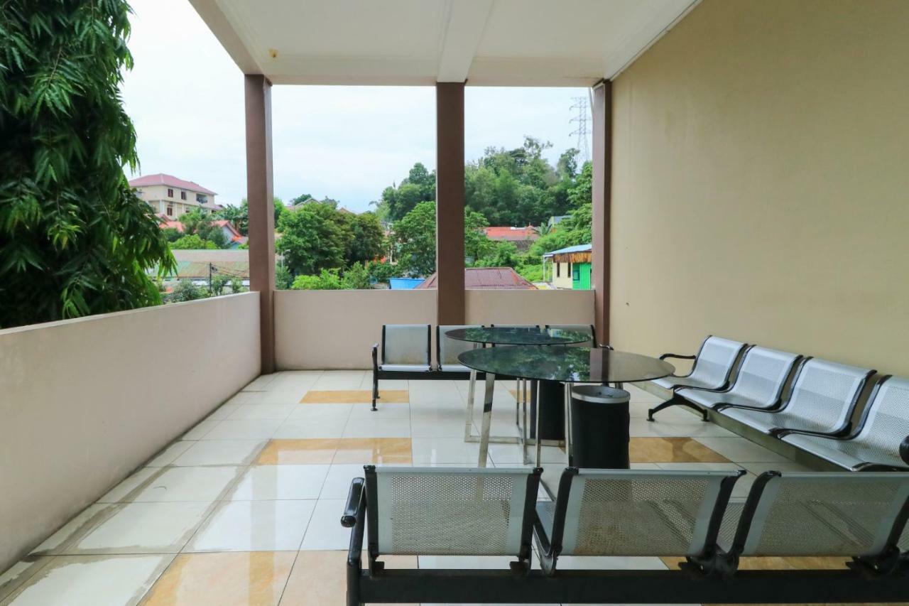 Riviera Residence Balikpapan  Bagian luar foto